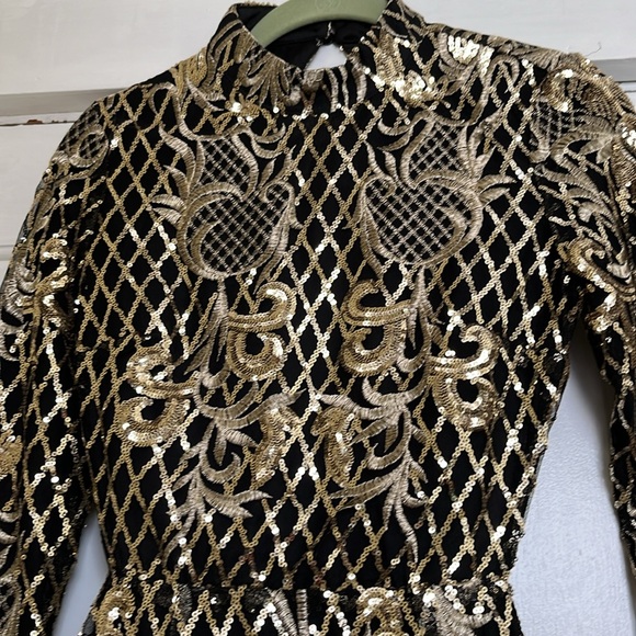 ✨Sequined Open-Back Mock Neck Mini Dress - Black & Gold - Size S Party Dress - Picture 12 of 12